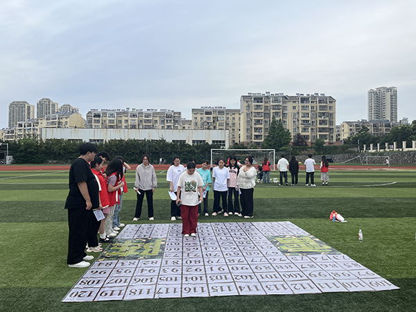 1717549045139010.jpg 5a260bbd5b4bad591b3467835a877f4.jpg